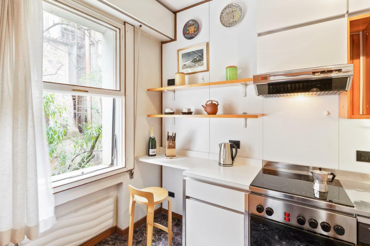 Venice Castello Elegant Apartment ภายนอก รูปภาพ